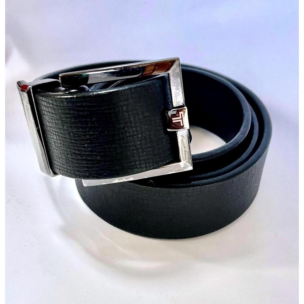 Tumi Genuine Leather Belt Quiet Luxury Minimalist 38 Black